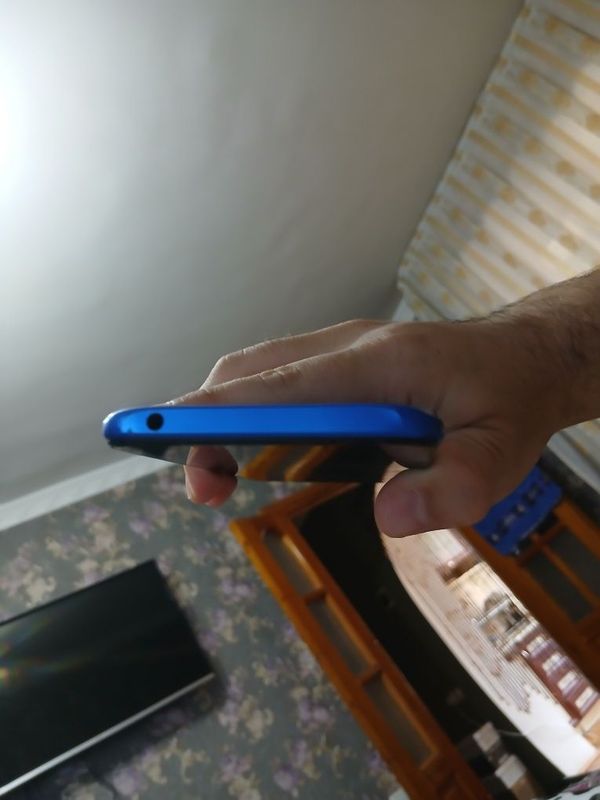 Redmi 9A xolati ideal glavnisi qotmidi narx 600ming Redmi 9A xolati ideal glavnisi qotmidi narx 600ming