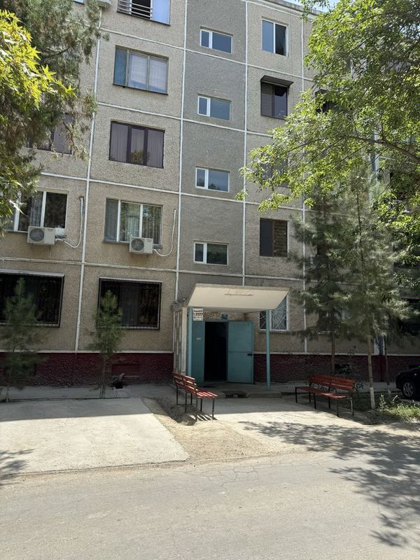 7 mikrayonda 3 xonali kvartira 7 mikrayonda 3 xonali kvartira