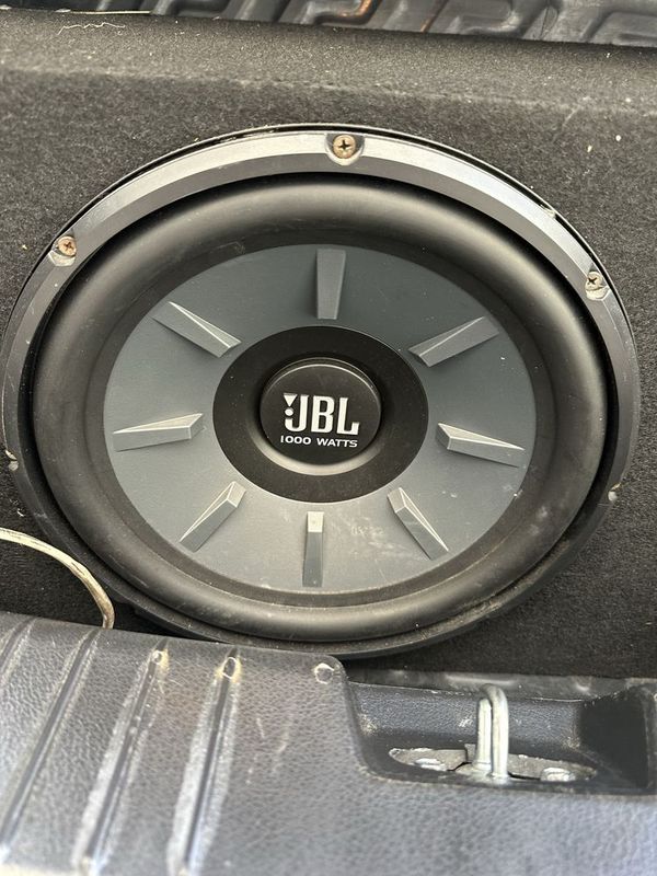 Продам Самбуфер с ящиком JBL 1000watt.