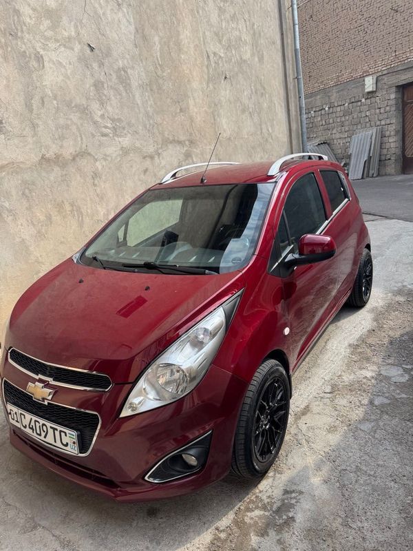 Spark sotiladi 2019 kraska toza Spark sotiladi 2019 kraska toza