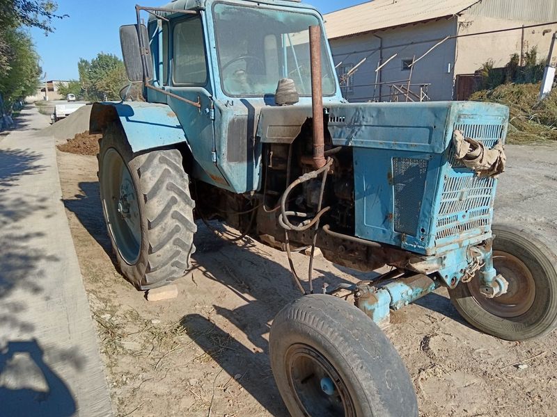 MTZ 80 1988 yil ishlab chiqarilgan MTZ 80 1988 yil ishlab chiqarilgan