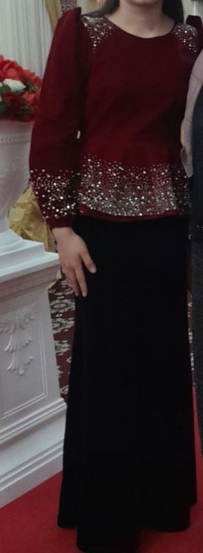 Chiroyli kechki koʻylak