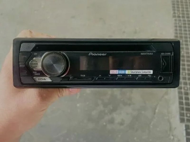 Pioneer DEH-1500UB Pioneer DEH-1500UB
