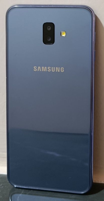 Samsung G 6 plus
