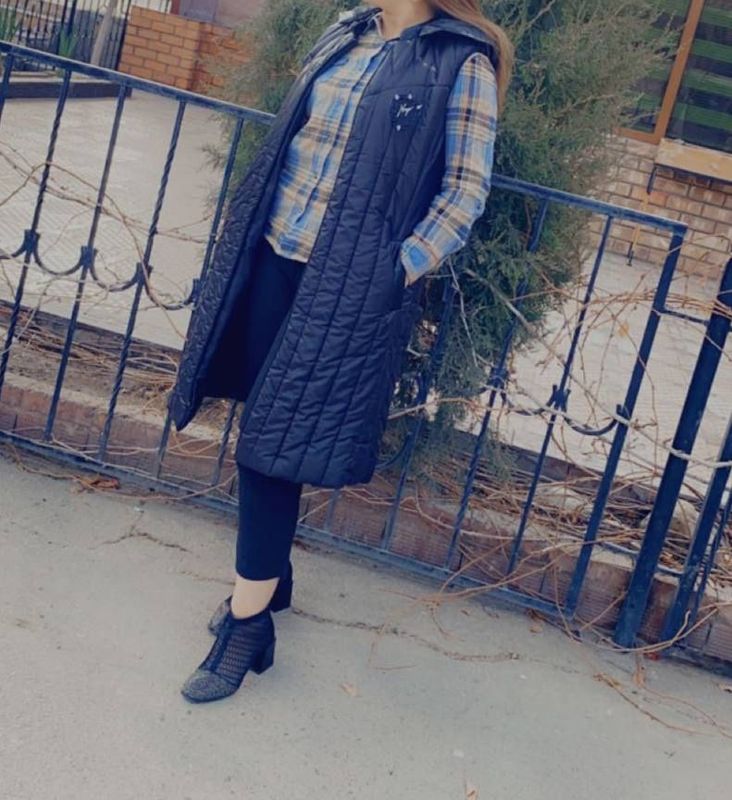 Bezrukavka Jaket sotiladi Bezrukavka Jaket sotiladi