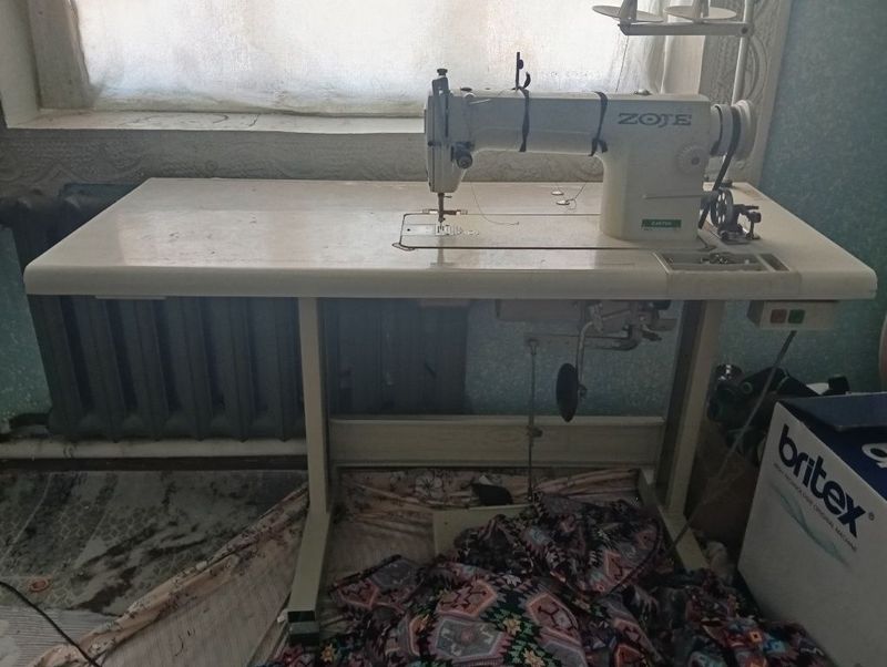Tikuv machinasi zoje overlok mitsuyin Tikuv machinasi zoje overlok mitsuyin