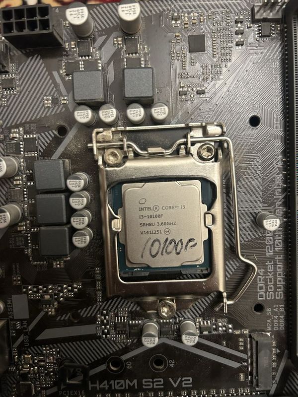 Intel Core i3-10100f