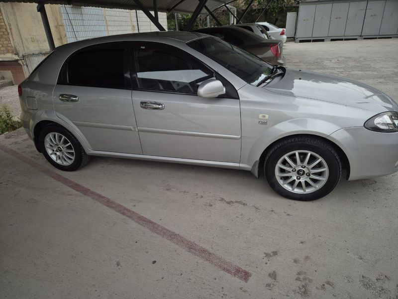 Продается автомобиль Daewoo Lacetti 2005 год Продается автомобиль Daewoo Lacetti 2005 год
