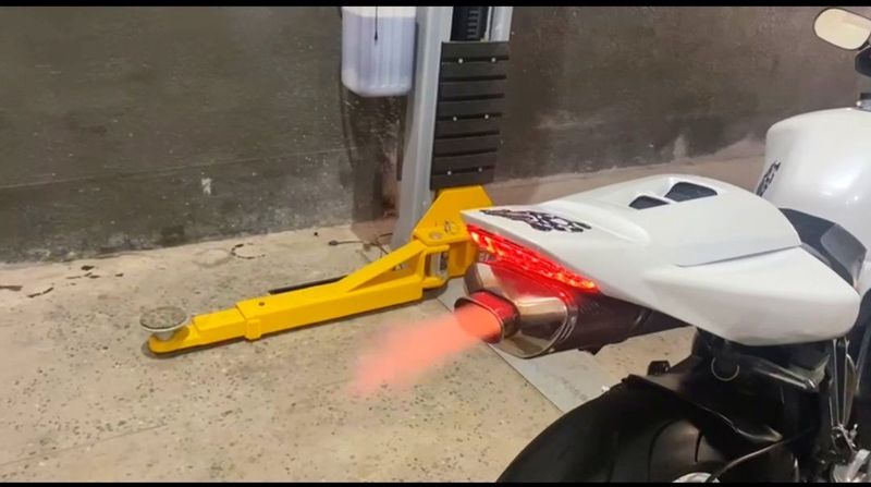 Honda cbr 1000rr fireblaed