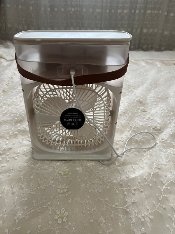 Mini ventilyator 3oydan oshiqroq ishlatilgan Mini ventilyator 3oydan oshiqroq ishlatilgan