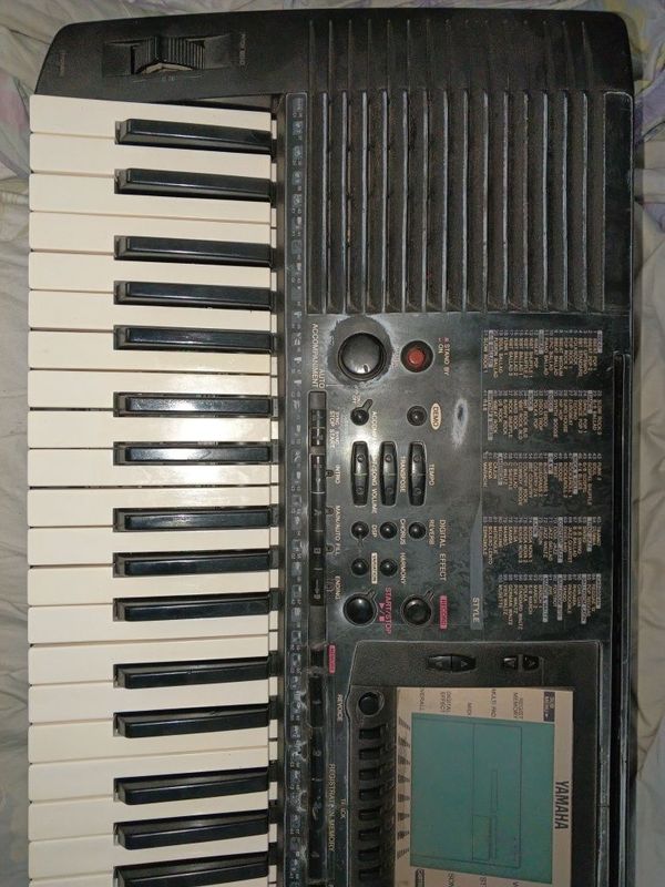 Yamaha PSR-530 камчилиги йўқ