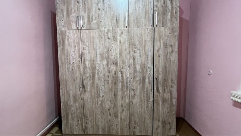 Шкаф качественный для гардероба,прихожей Шкаф качественный для гардероба,прихожей