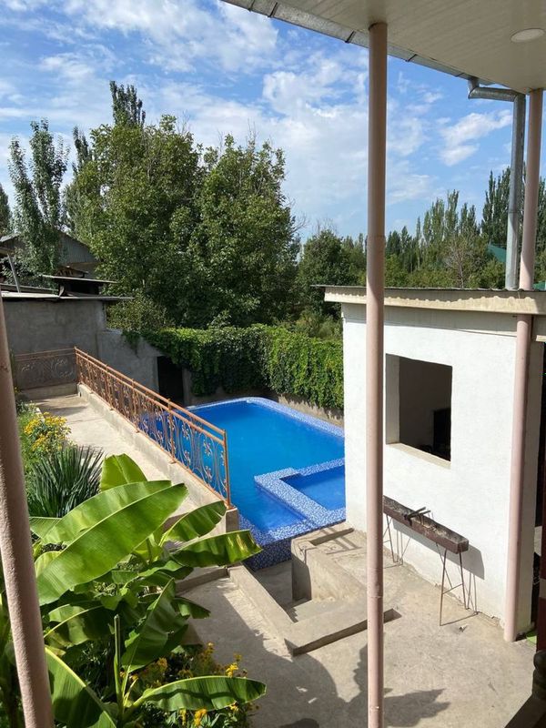 Oqtosh dacha vse sezonga 90$ oylavi