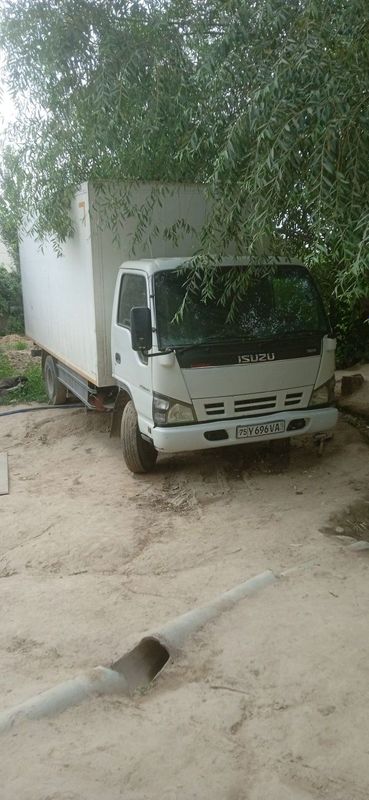 Isuzu 2008 yil 17 000 savdosi ustida
