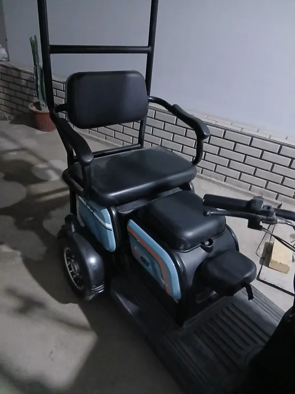 skuter elektr 3 balon zontili arzonga bervoriladi