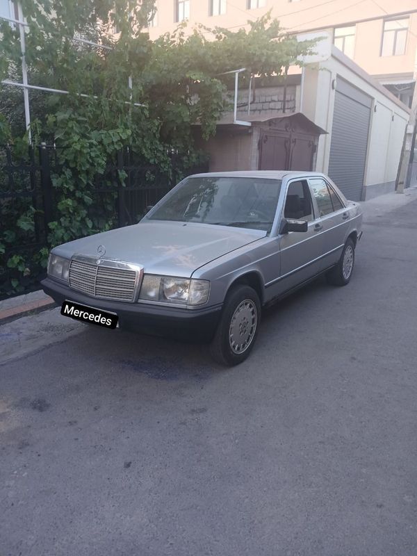 Продам Mercedes Benz 190 E Продам Mercedes Benz 190 E