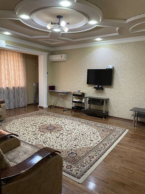 Срочна Сдается квартира аренда Ойбек