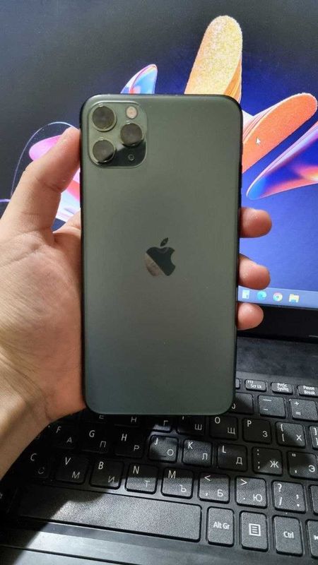 iphone 11 pro max SOTILADI SROCHNIY!!!