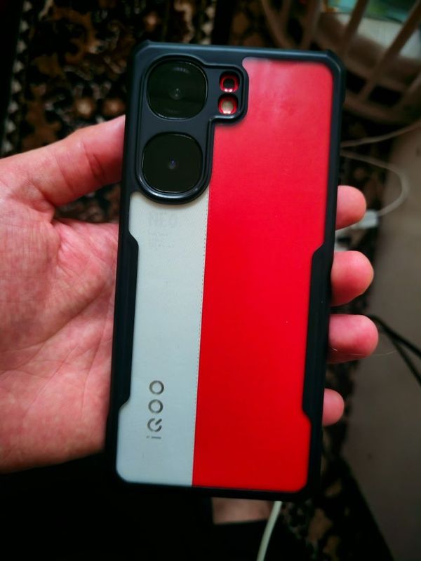 Iqoo neo 9 12 / 256 игровой Iqoo neo 9 12 / 256 игровой