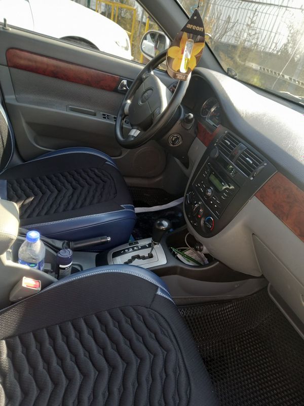 Sotiladi lacetti Sotiladi lacetti