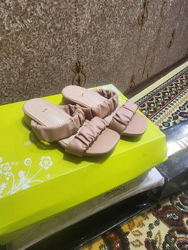 Босоножки для девочек Босоножки для девочек