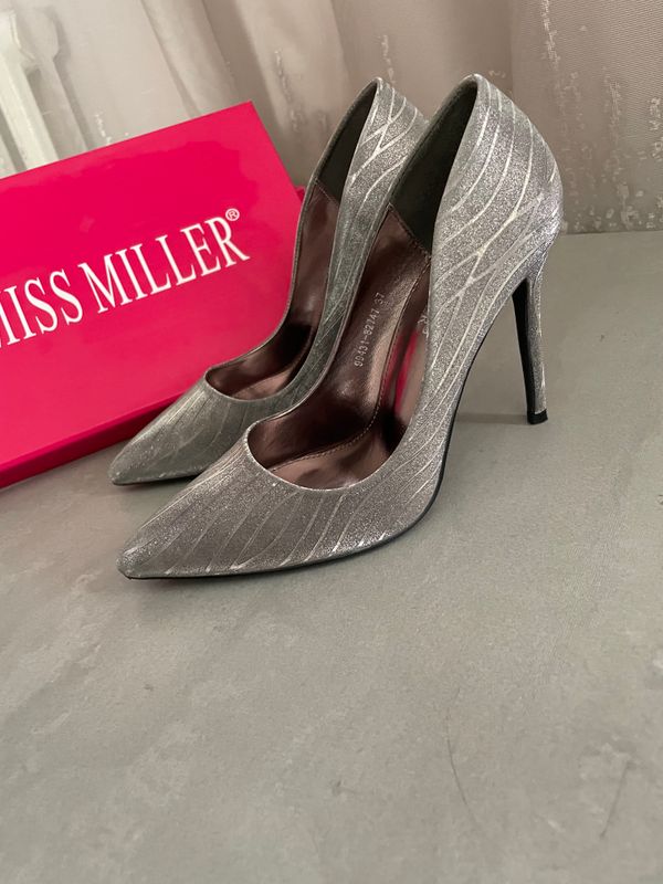 Туфли от бренда Miss Miller