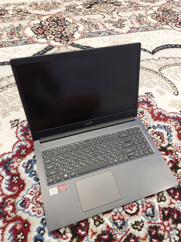 Acer AMD Athlon Silver