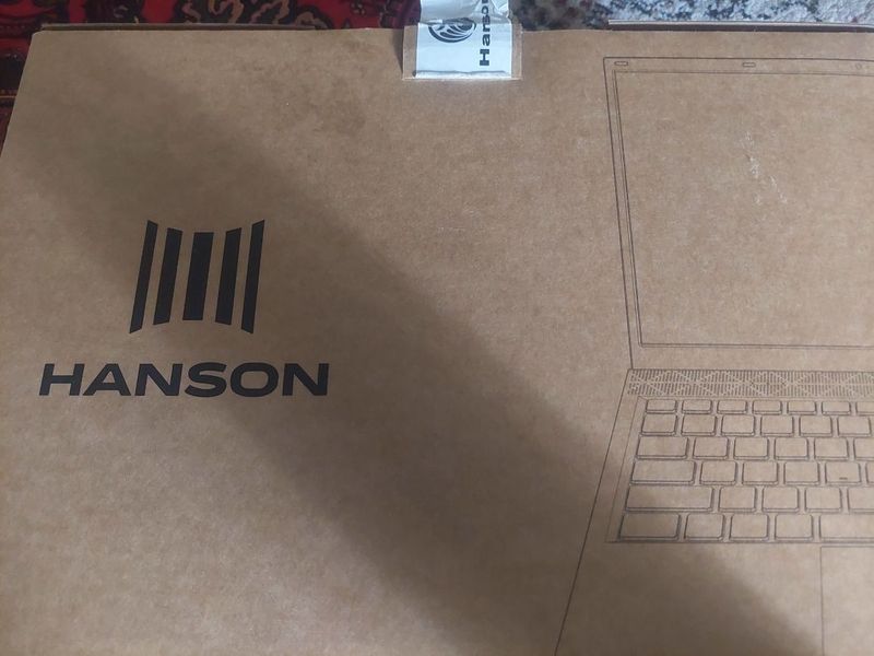 Hanson Laptop noutbuk