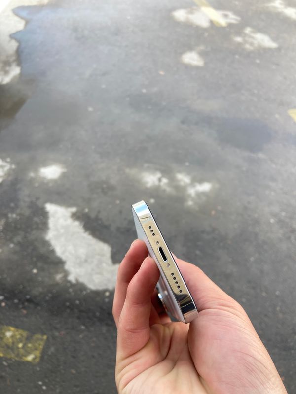 IPhone 14 Pro IPhone 14 Pro