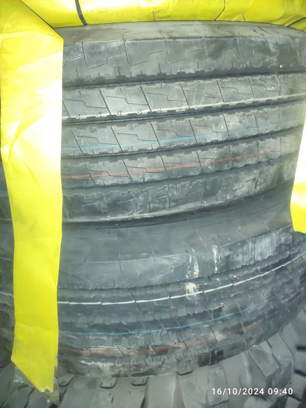 Annaite 315/70R22.5 tigachga balon peredniy