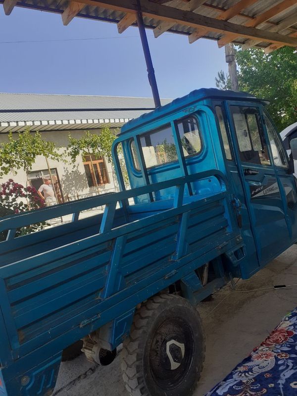 Elekto motor sotiladi Elekto motor sotiladi