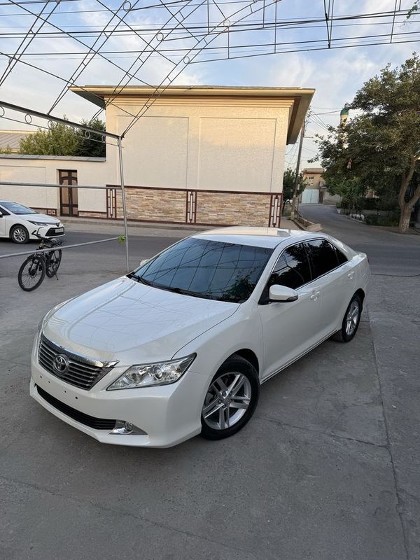 Tayota camry 2014 yil idial sastayanada Tayota camry 2014 yil idial sastayanada