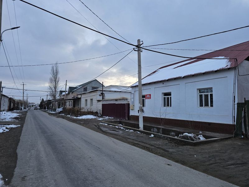 Кум ауыл ашада таяр жай сатылады 8 соток Кум ауыл ашада таяр жай сатылады 8 соток
