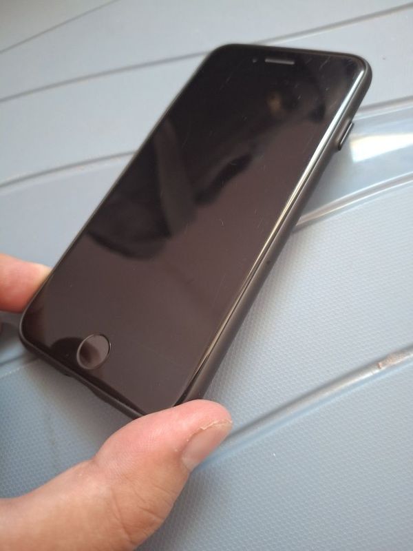 IPhone 7 (Айфон 7)