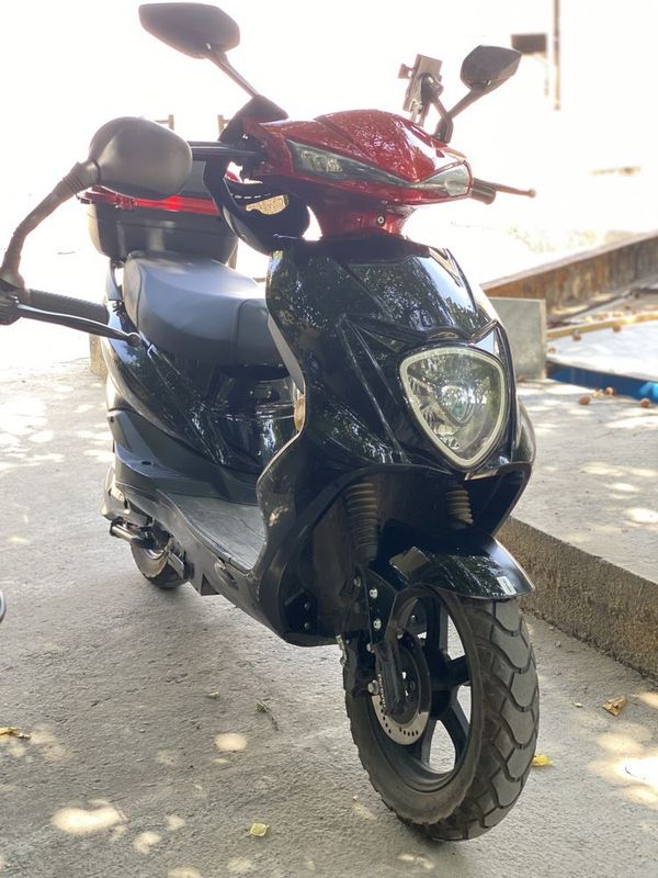 Срочно продам электро скутер