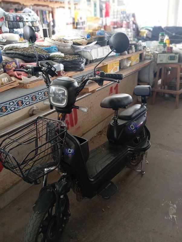 Elektro skuter скутер Elektro skuter скутер
