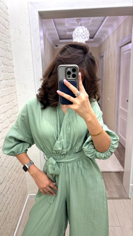Кизла наличида келди узбек ишлаб чикариш сифати зор комбинезонларимиз Кизла наличида келди узбек ишлаб чикариш сифати зор комбинезонларимиз