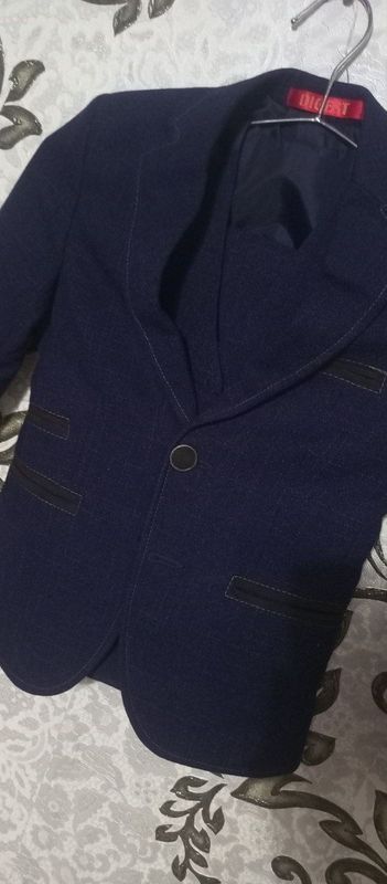 Bolajonlarga kastyum shim kamplekt Bolajonlarga kastyum shim kamplekt