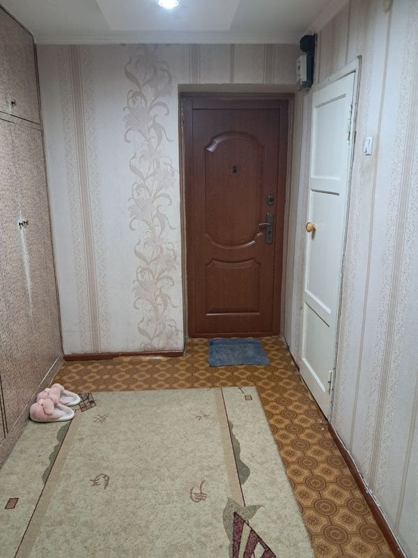 Продаётся 3 комнатная квартира на 3 этаже в раккасайском районе Продаётся 3 комнатная квартира на 3 этаже в раккасайском районе