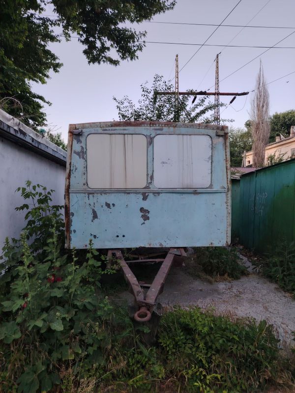 Продаётся, будка, вахтовик на одно осьном прицепе. Продаётся, будка, вахтовик на одно осьном прицепе.