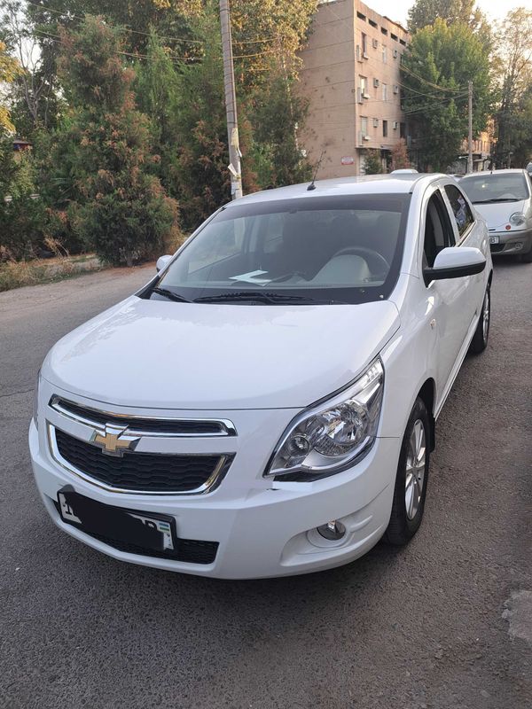 Cobalt sotiladi 2024 probeg 20 000km benzin karsa toza