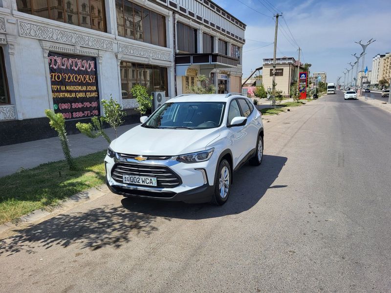 Трекер 2 Ltz сотилади 2024 кузов 2025
