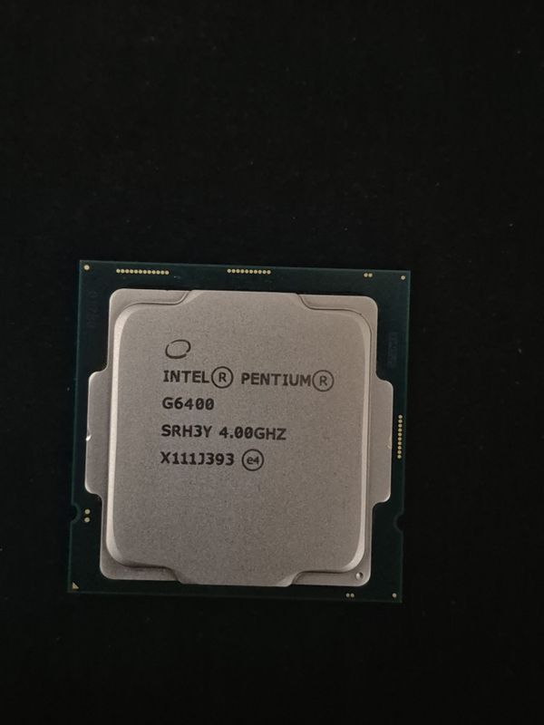 Intel pentium Gold G6400 Intel pentium Gold G6400