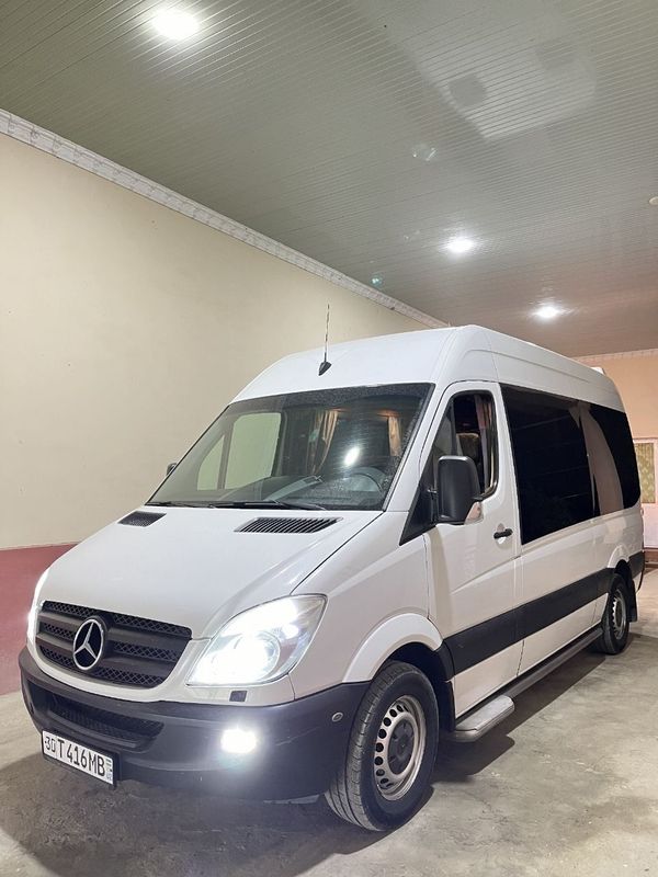 Mercedes Sprinter mini avtobus