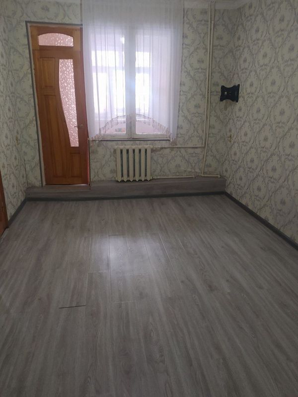 Авиасозлар 4 2/1/4 в доль дороги Авиасозлар 4 2/1/4 в доль дороги