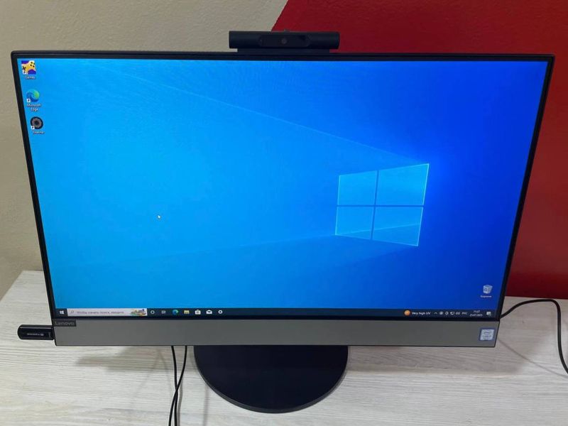 Моноблок Lenovo 24