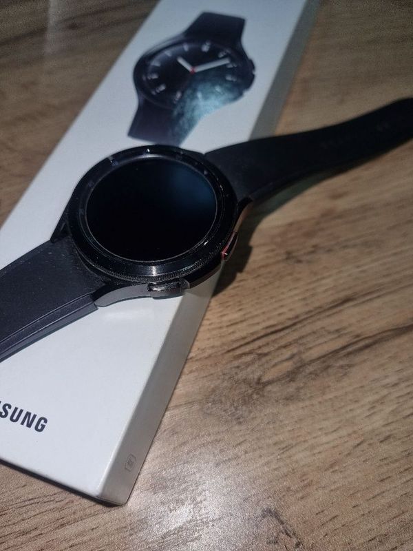 Galaxy iwatch 4 .Orginal