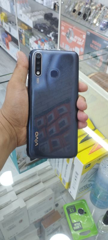 Vivo y19