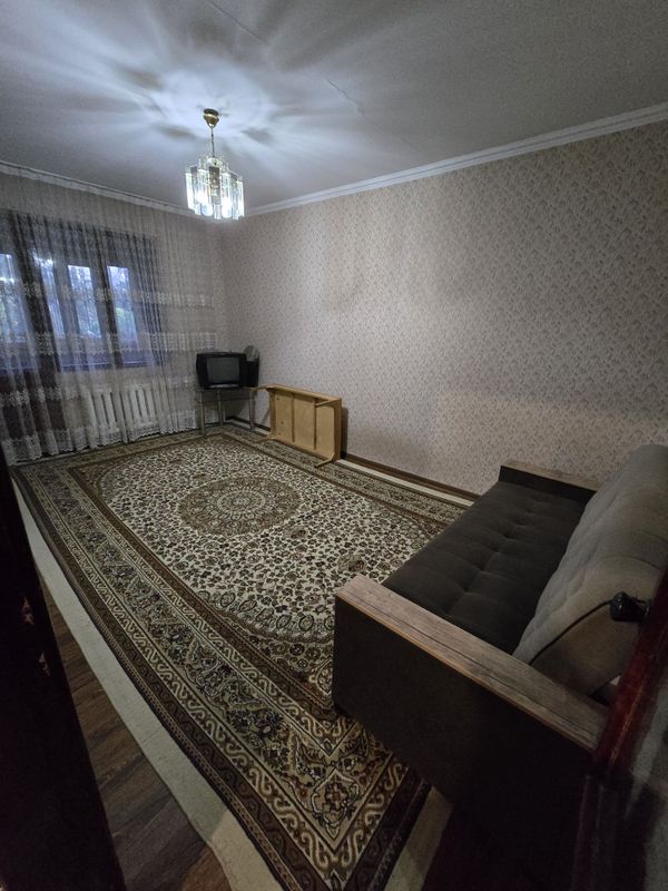 Квартира сдаётся для Молодожёнам без детей 250уе Чиланзар-12 1-2/4/4 Квартира сдаётся для Молодожёнам без детей 250уе Чиланзар-12 1-2/4/4
