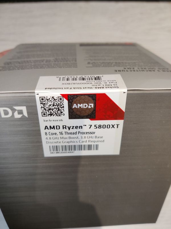 AMD Ryzen 7 5800 XT Box New CPU AMD Ryzen 7 5800 XT Box New CPU